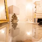 Boutique - & Panzió 4*