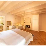 Panzió Boutique - & 4*
