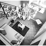 Boutique - & Panzió Crotone