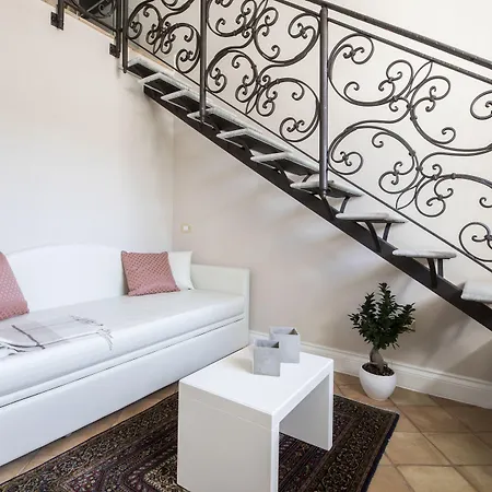 Boutique - & 4* Crotone