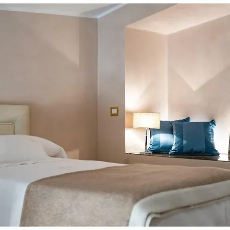 Bed & Breakfast Boutique - &