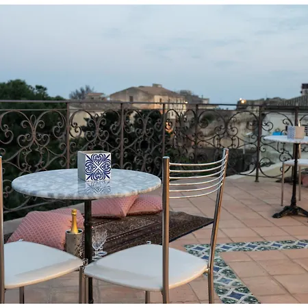 Boutique - & * Crotone