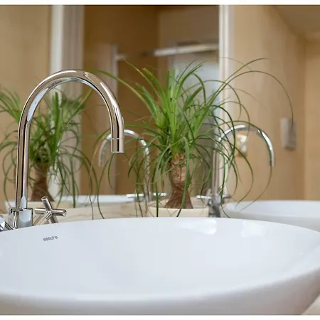 Bed & Breakfast Boutique - &