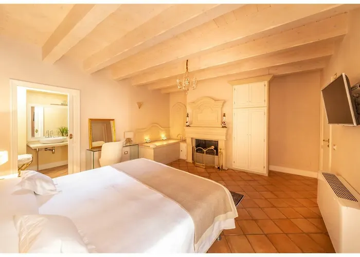 Couette-café Boutique - & 4*